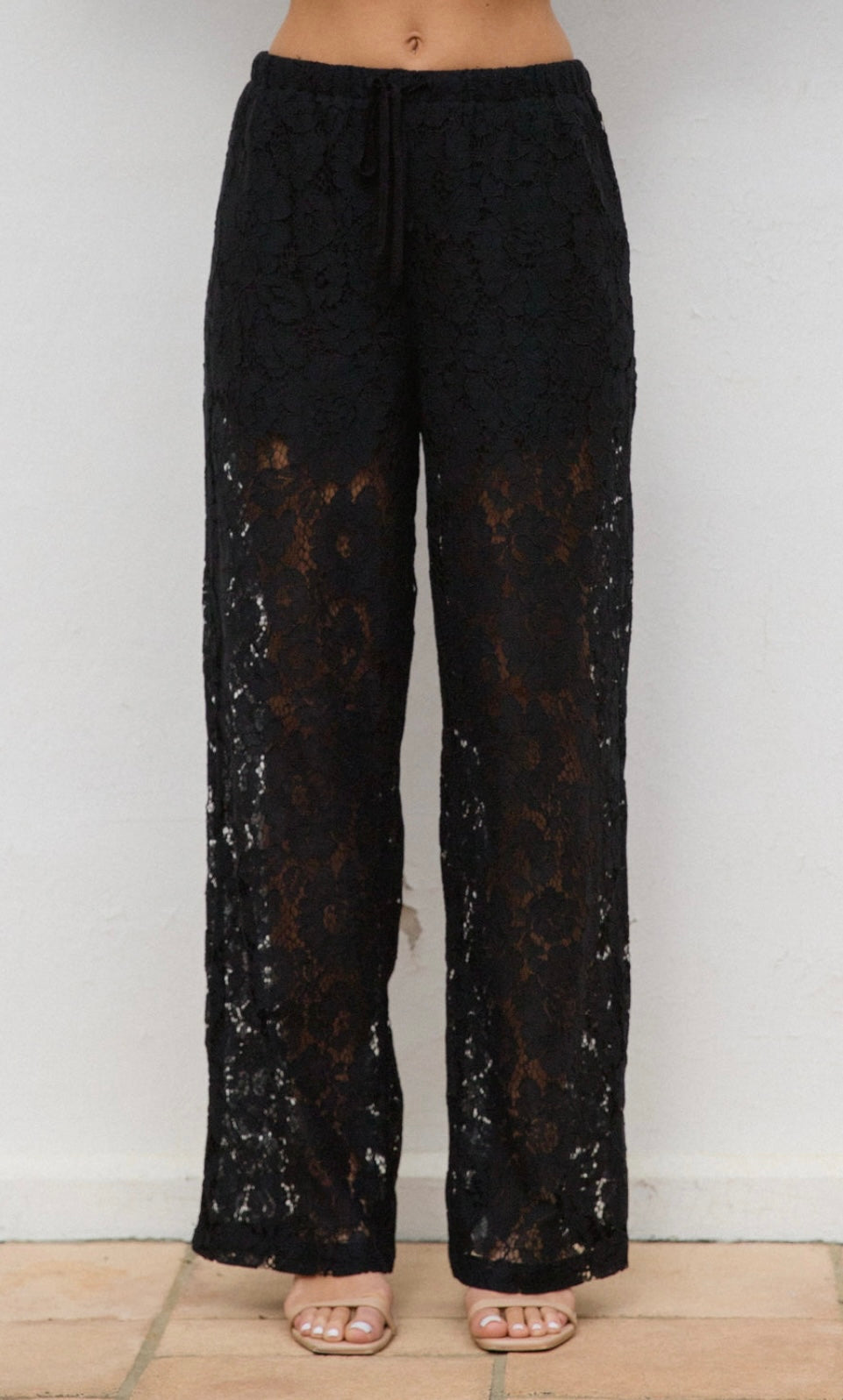 Lined Lace High Waisted Pant